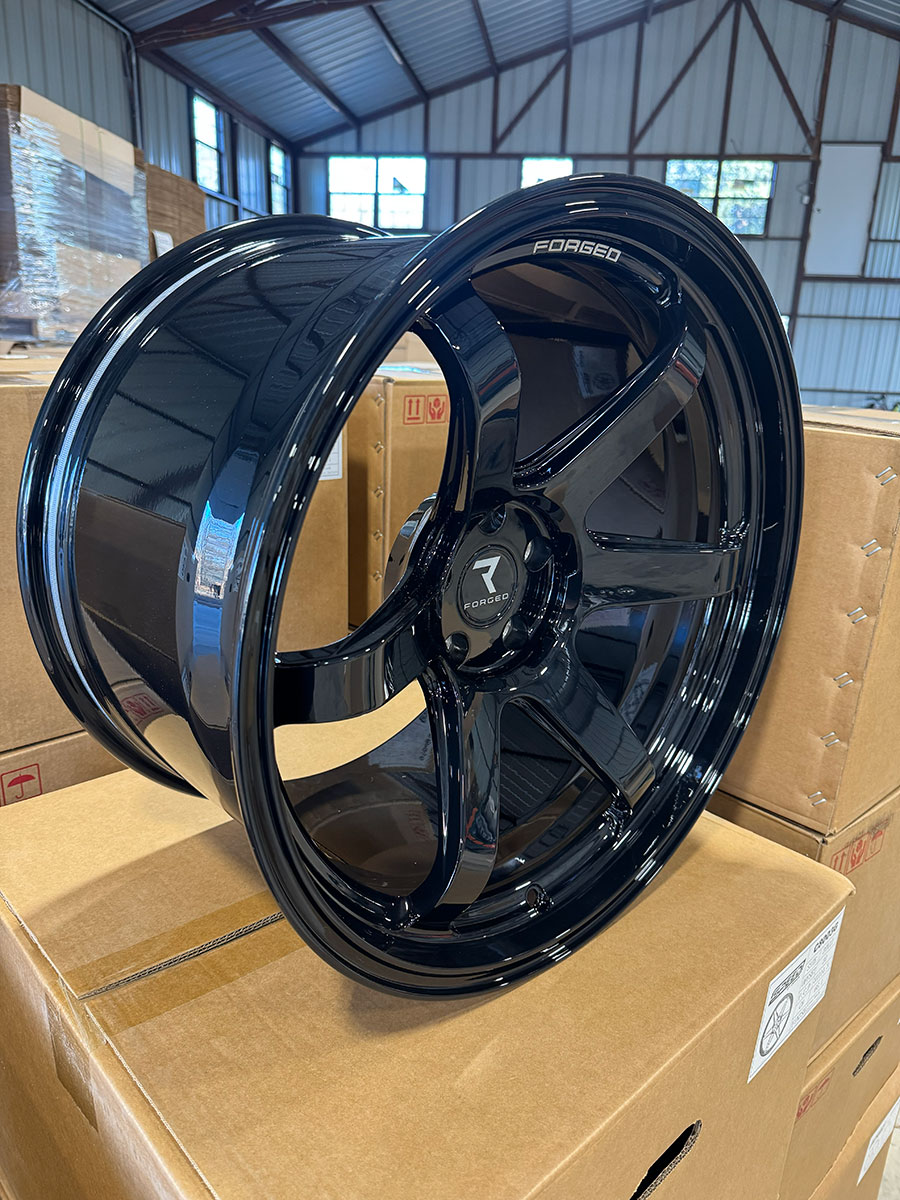 LIVE Auctions: 20" RForged FF6 Wheels in Gloss Black (Last Set In Stock) - Image 3