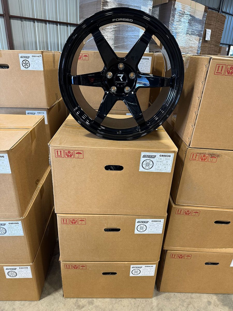 LIVE Auctions: 20" RForged FF6 Wheels in Gloss Black (Last Set In Stock)