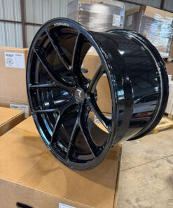 Christmas Auctions: 20″ RForged XF5 Wheels in Gloss Black
